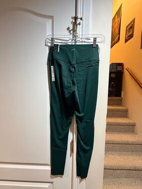 Victoria's Secret Deep Green VSX Performance Leggings